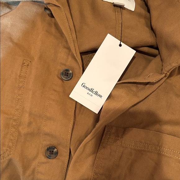 Men's Long Sleeve
Flat Collared Button-
Down Shirt -
Goodfellow & Co
Brown new - Picture 5 of 8